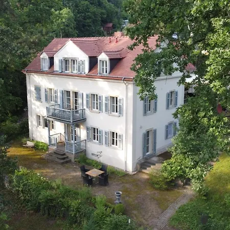 Mit Pool Im Park Wachwitzgrund - Grosse In Eg Der